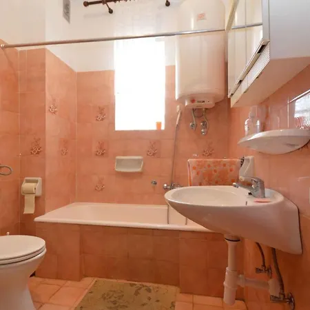 Апартаменты 6 Медулин