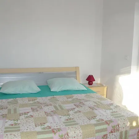 6 Apartamento *