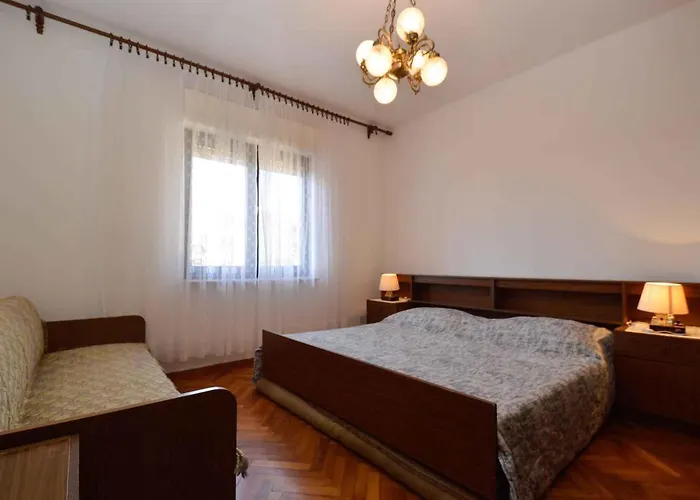 Appartamento 6 *